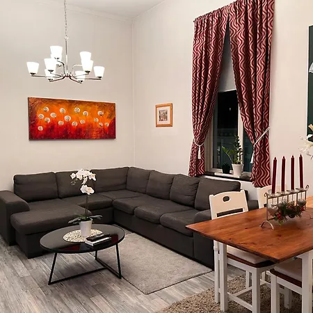 Center Close To Norwegian Kings Palace * Oslo